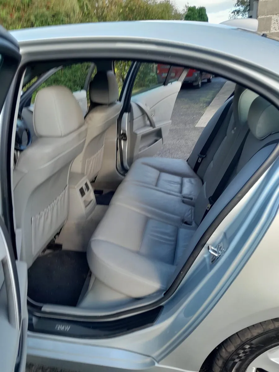 BMW 520 petrol - Image 4