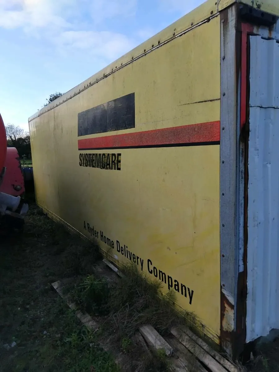 20ft lock up container - Image 3