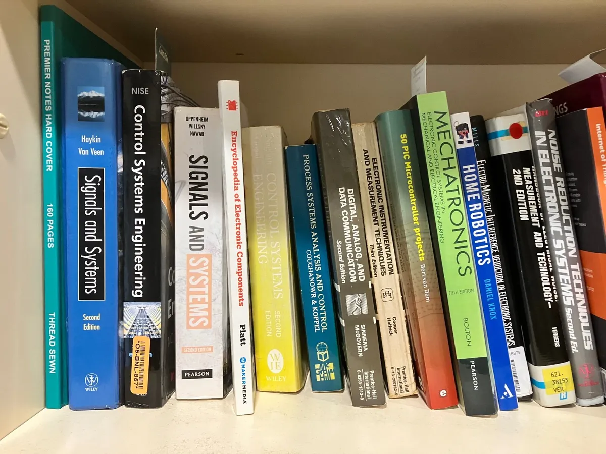 Books - Image 4