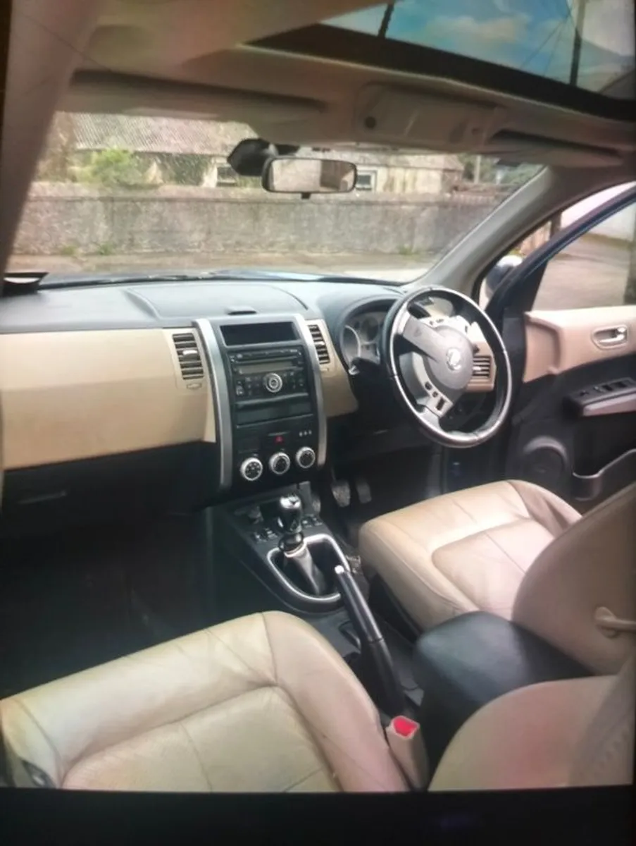 2010 Nissan X-Trail - Image 2
