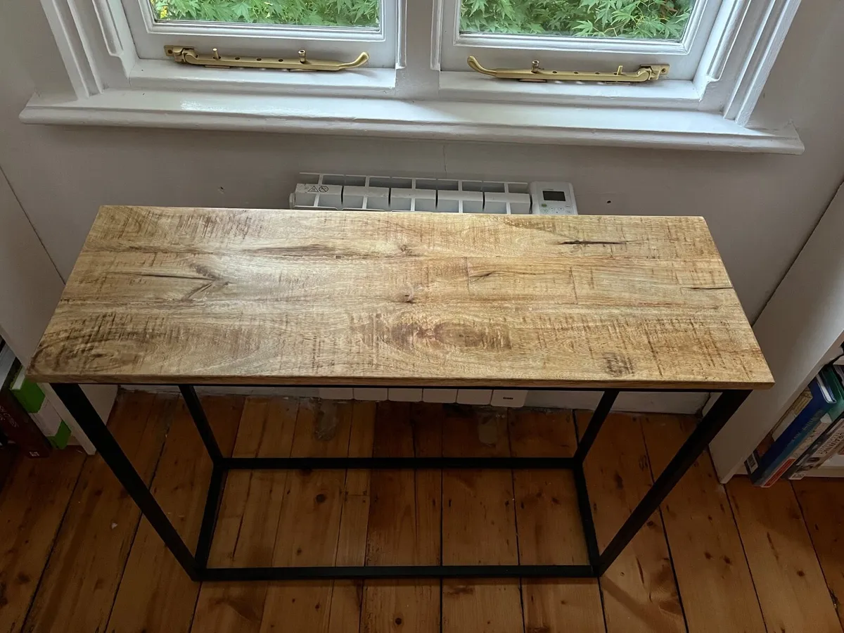Console Table - Image 3