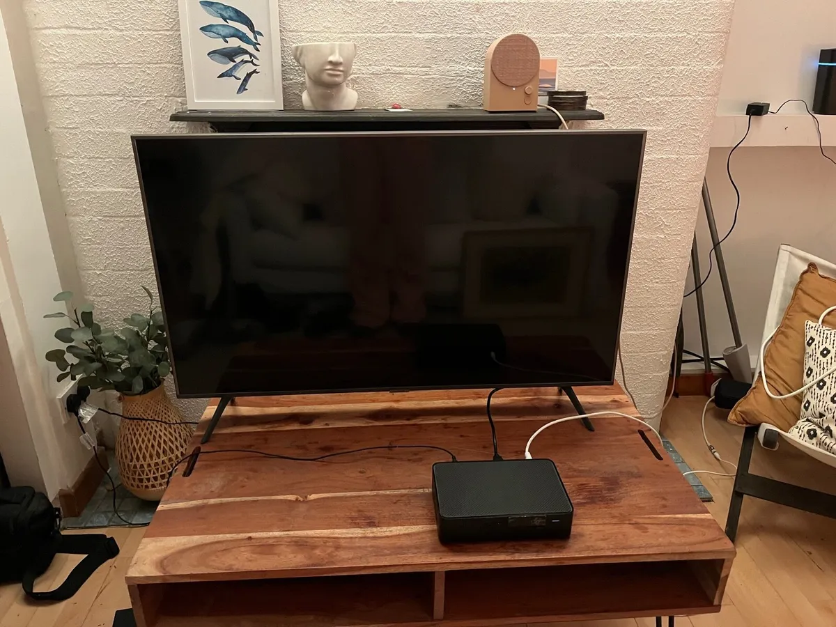 43” Samsung Smart TV - Image 1