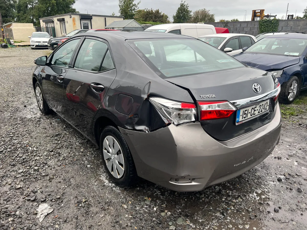 2015 Corolla 1.4 petrol only 90 kms - Image 4