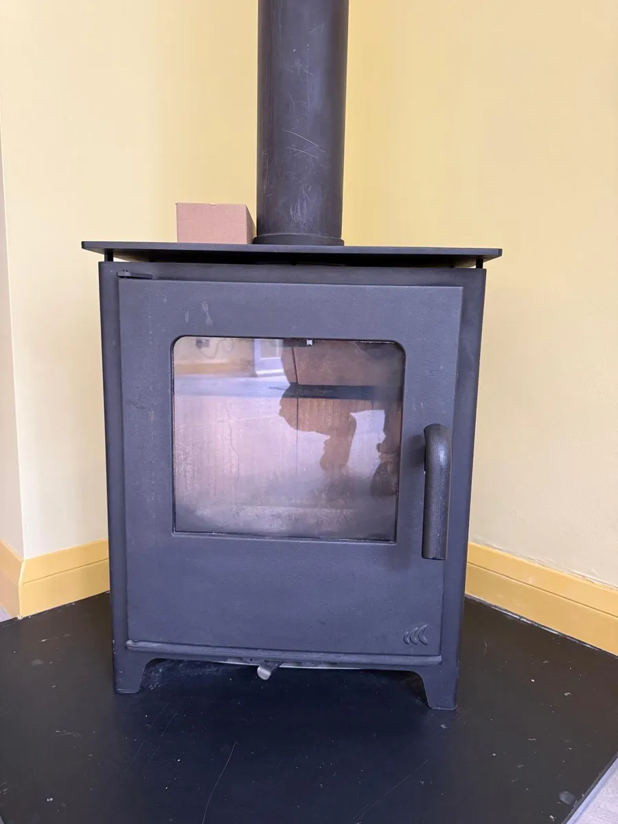 Log burner - Image 1