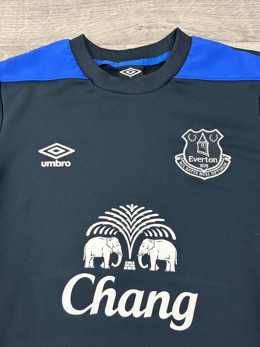 Vintage Umbro Everton Liverpool Sweatshirt Medium - Image 3