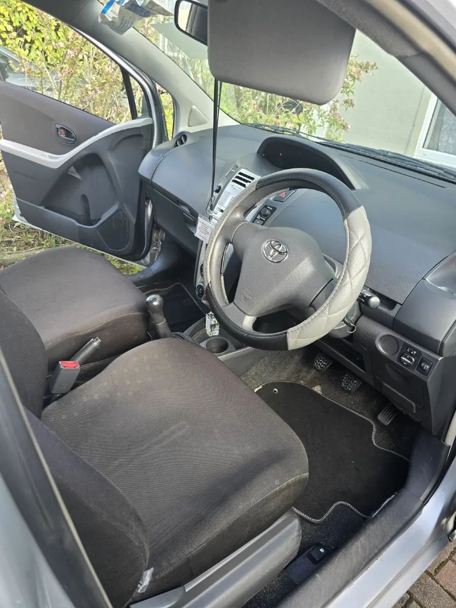 Toyota Yaris 2006 FRESH NCT - Image 3