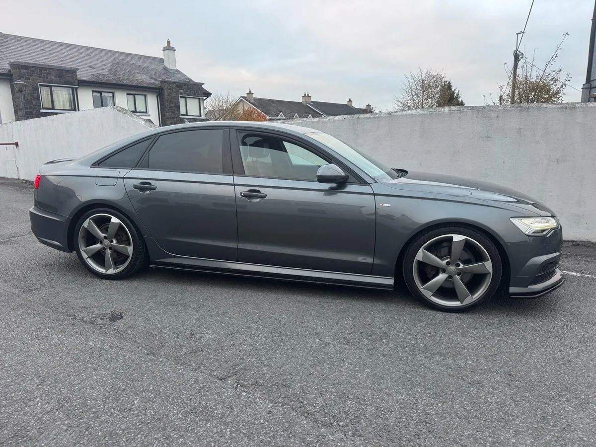 Audi A6 S-Line Automatic Black Edition - Image 3