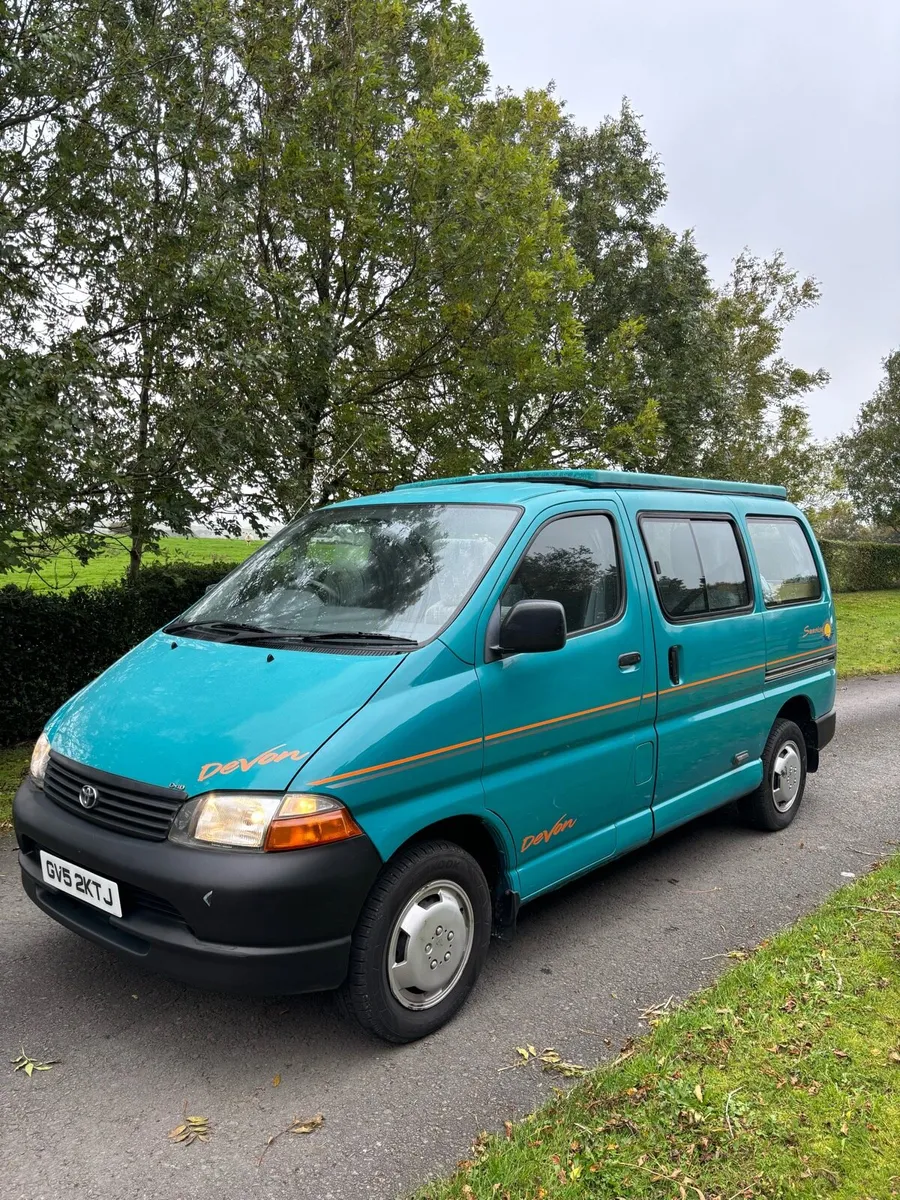 Toyota Hiace 2.5 D4D Devon 2 BERTH Pop top roof - Image 2