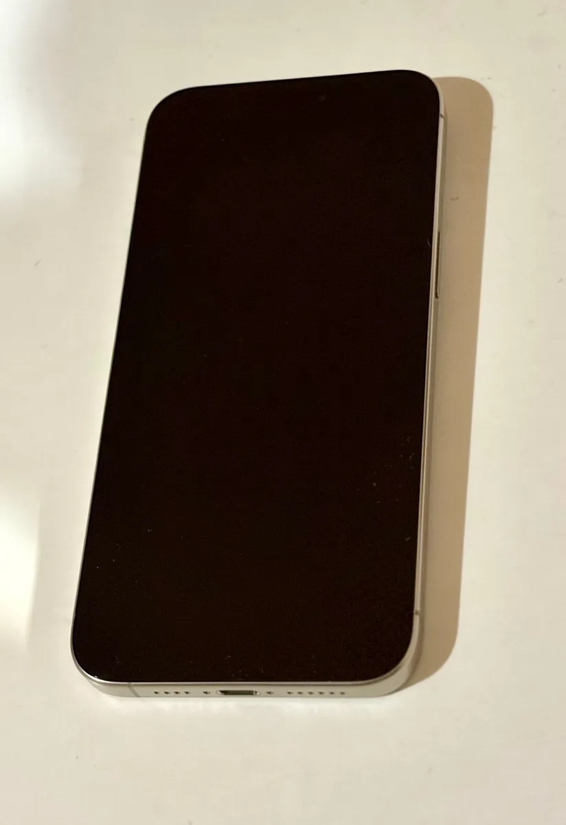 iPhone 15 pro max - Image 2