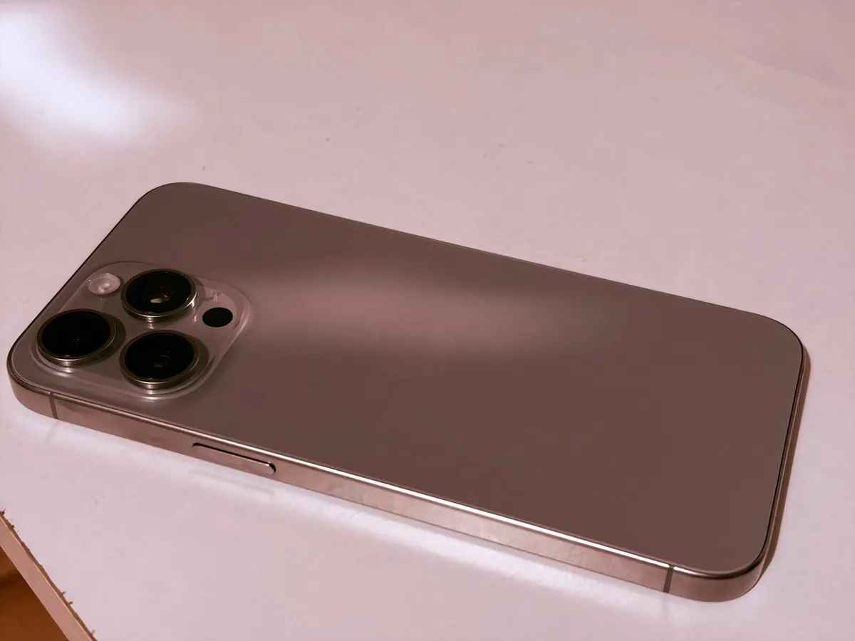 iPhone 15 pro max - Image 3