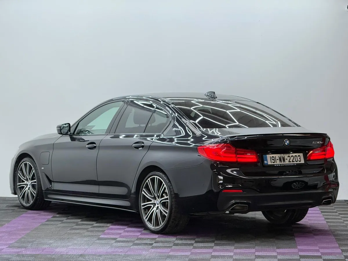2019 BMW 5-Series 530E M Sport, High Spec - Image 4