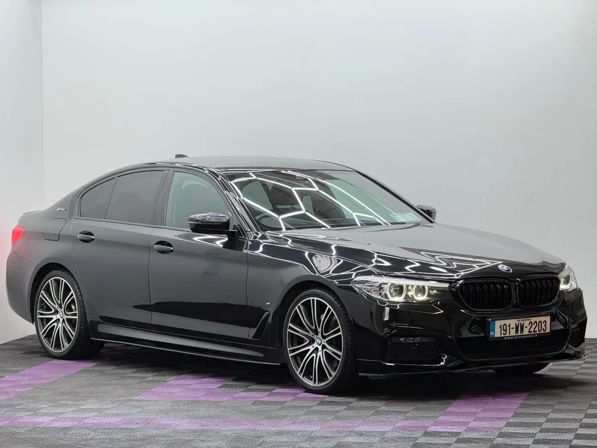 2019 BMW 5-Series 530E M Sport, High Spec - Image 1