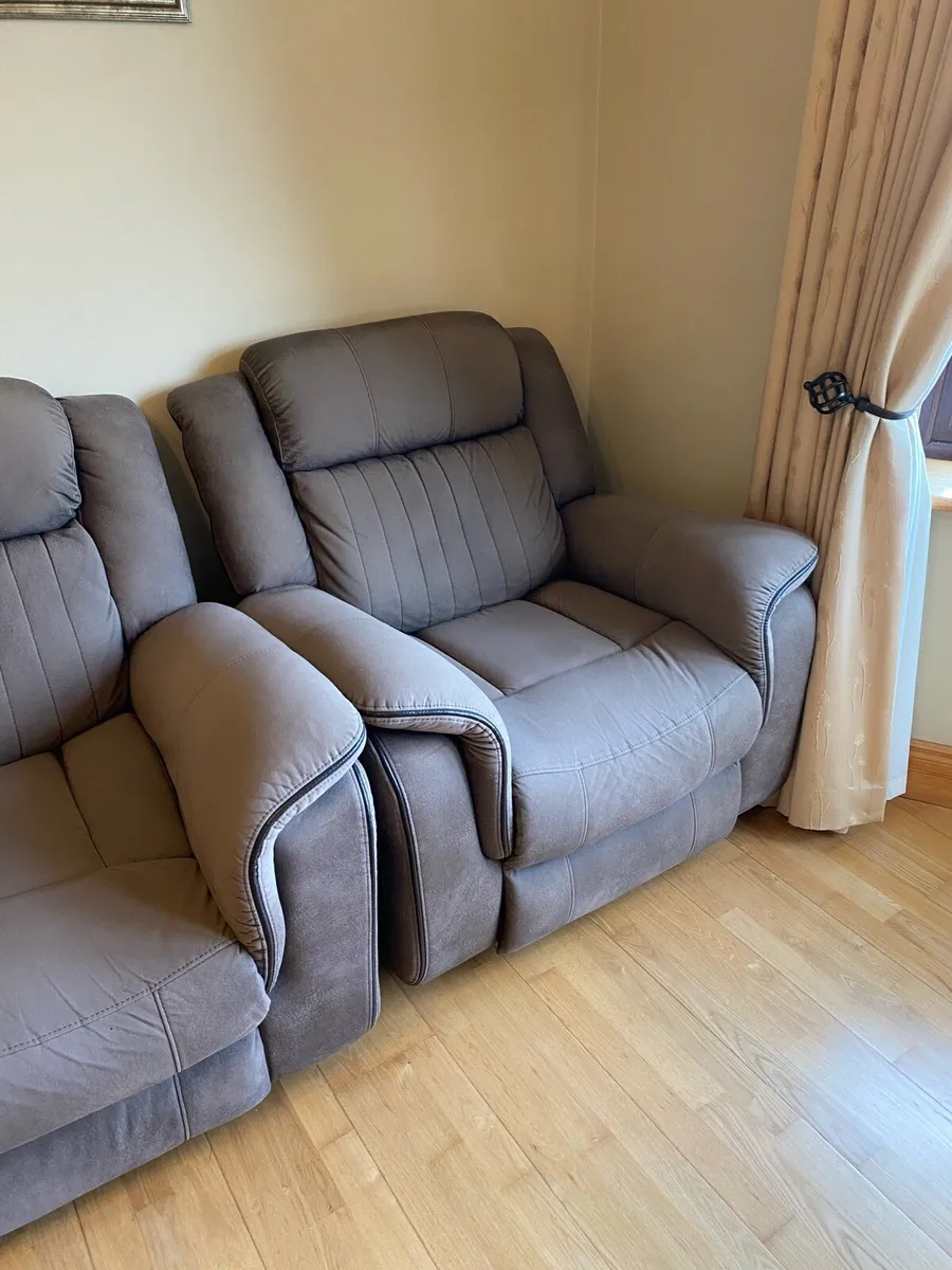 3 piece suite - Image 3