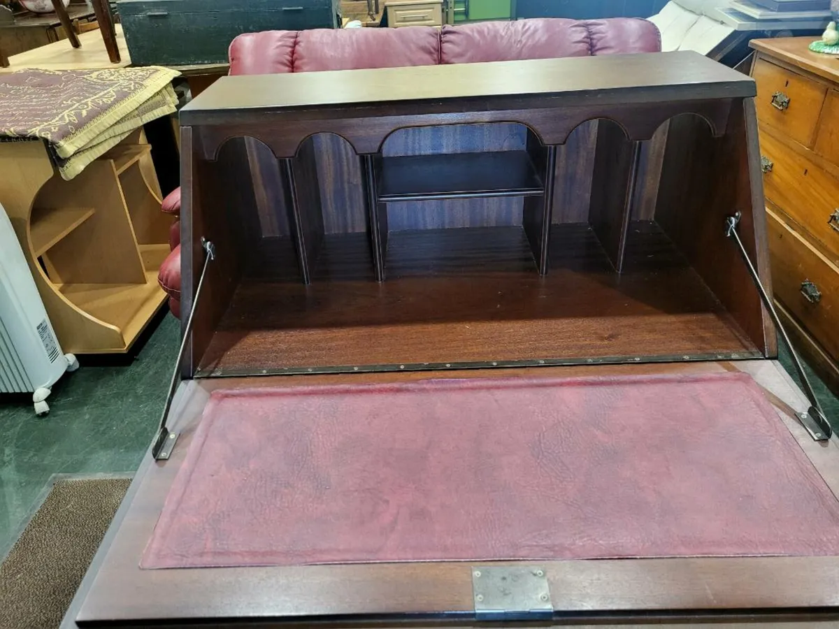 Beautiful Rossmore Bureau - Image 3