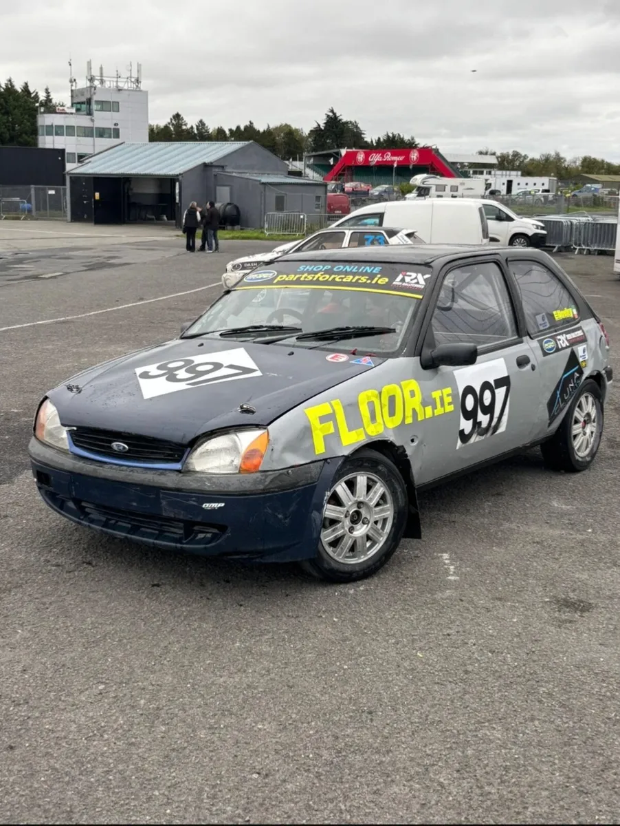 Ford Fiesta Zetec - Image 1