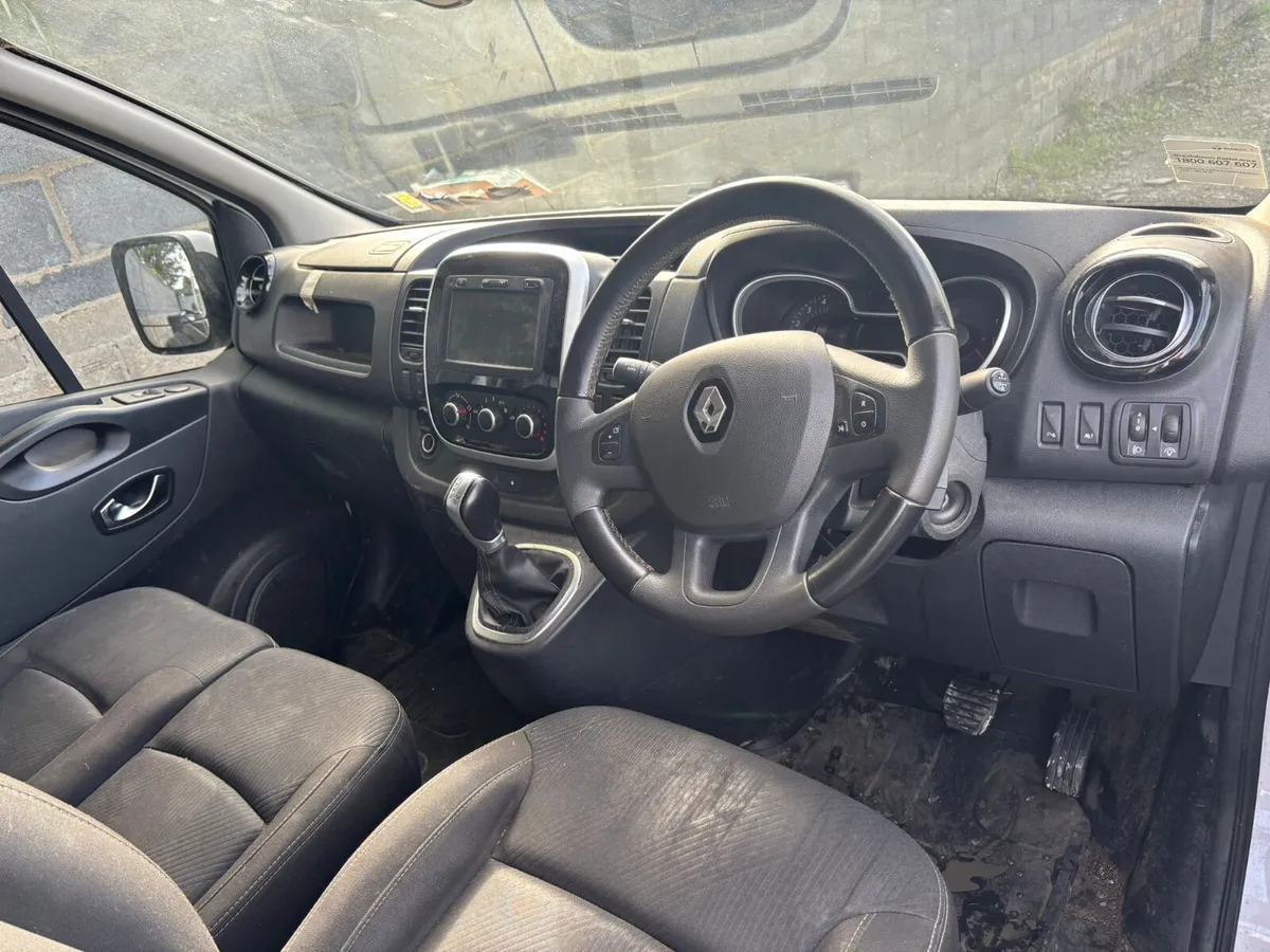 201 D Renault Traffic Sport 2.0 Automatic - Image 4