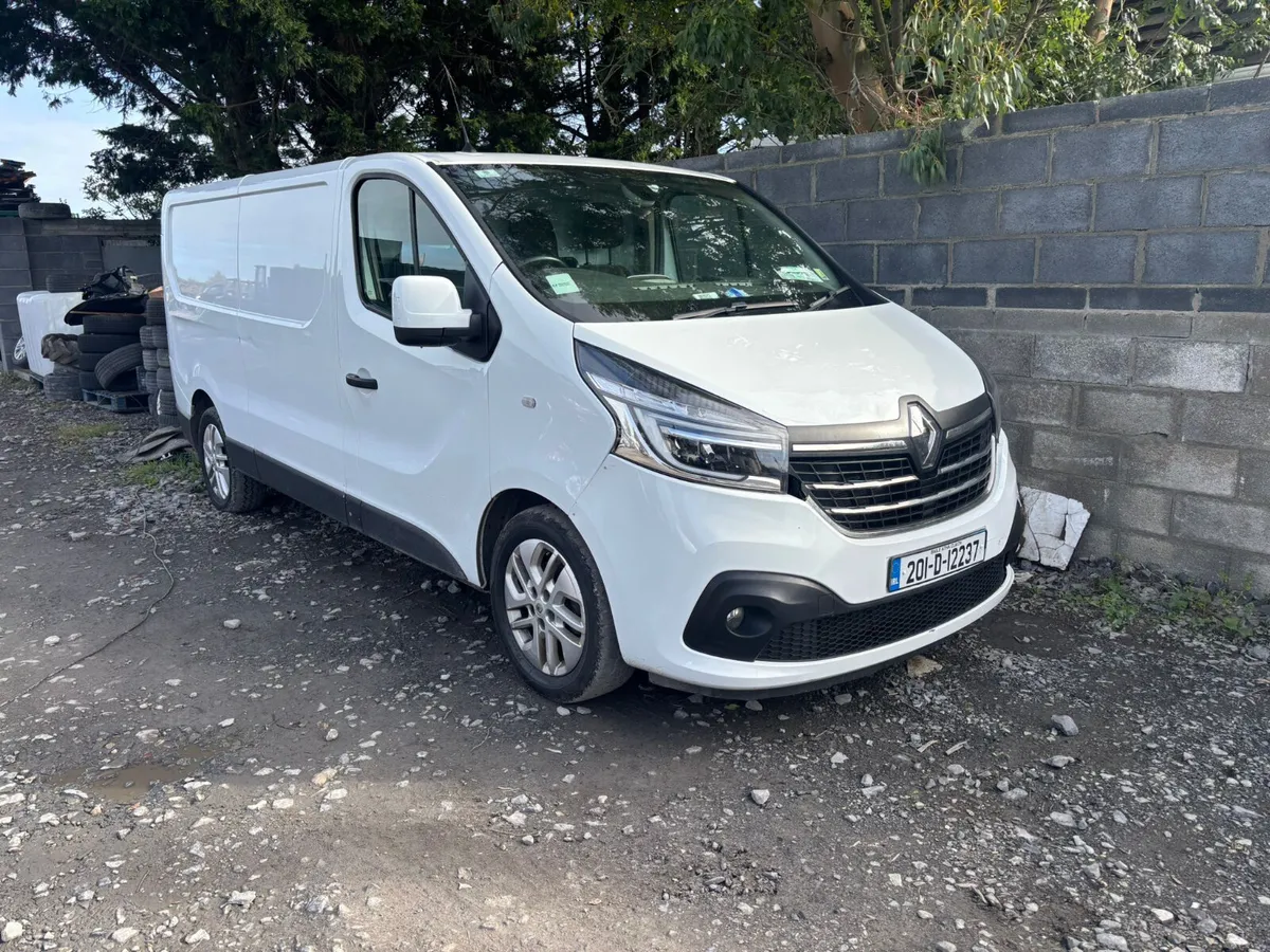 201 D Renault Traffic Sport 2.0 Automatic - Image 1
