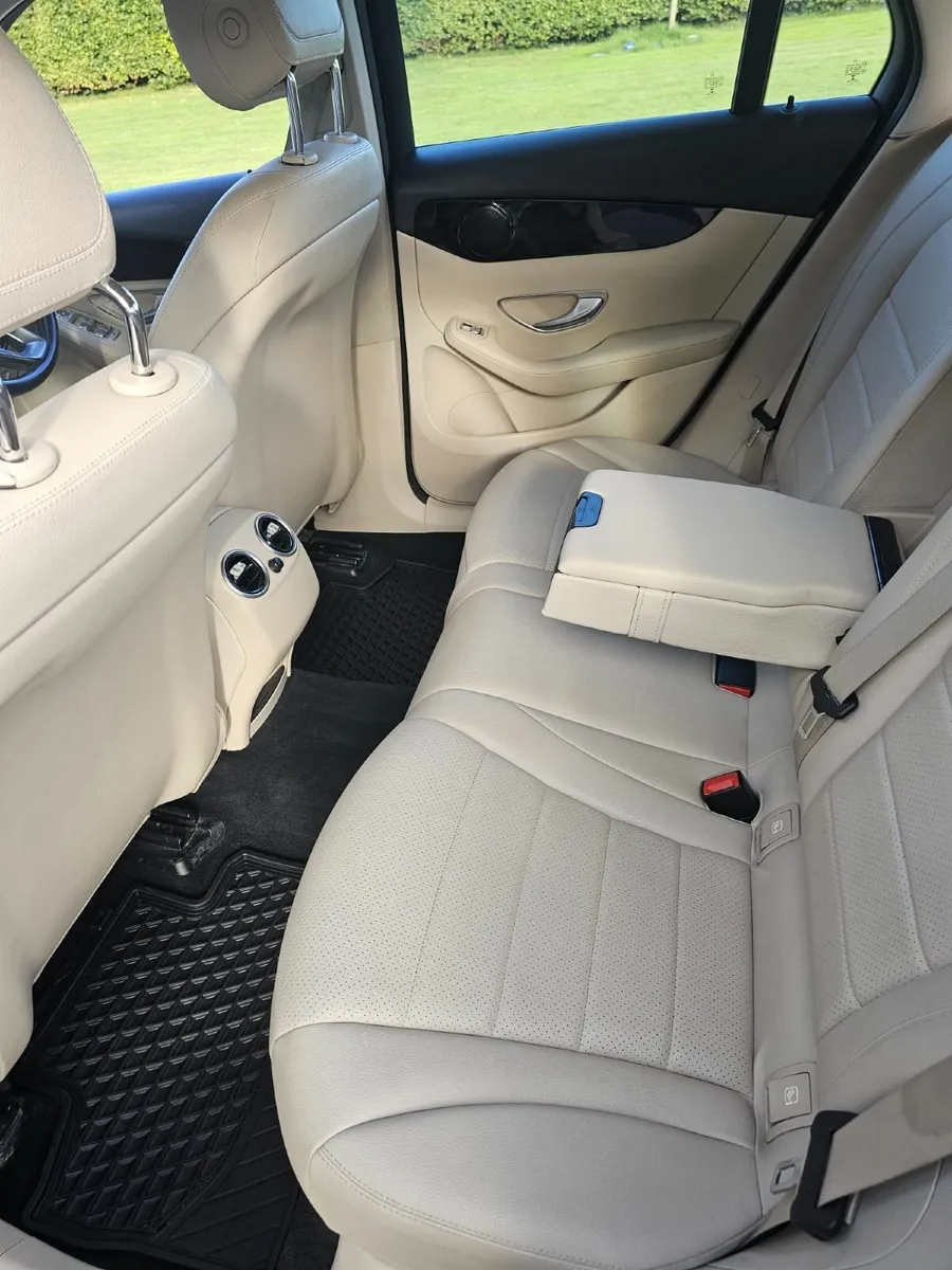Mercedes-Benz GLC 2018 - Image 4