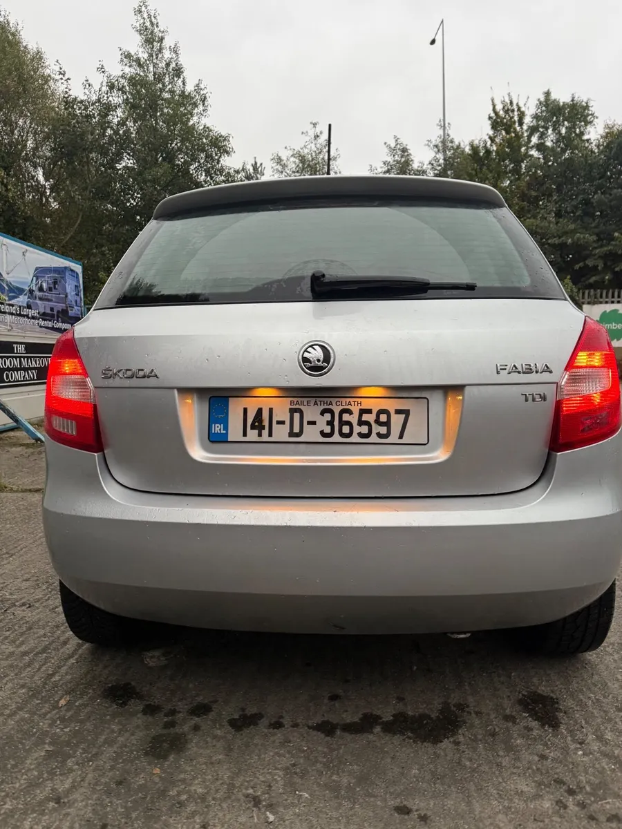 Skoda Fabia 2014 - Image 2
