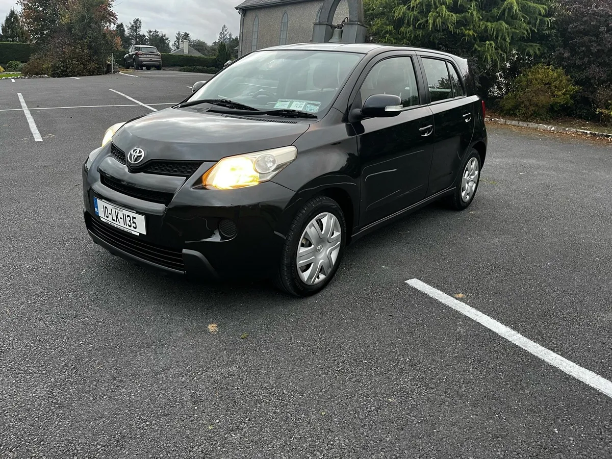 2010 Toyota urban cruiser 1.3 petrol - Image 2