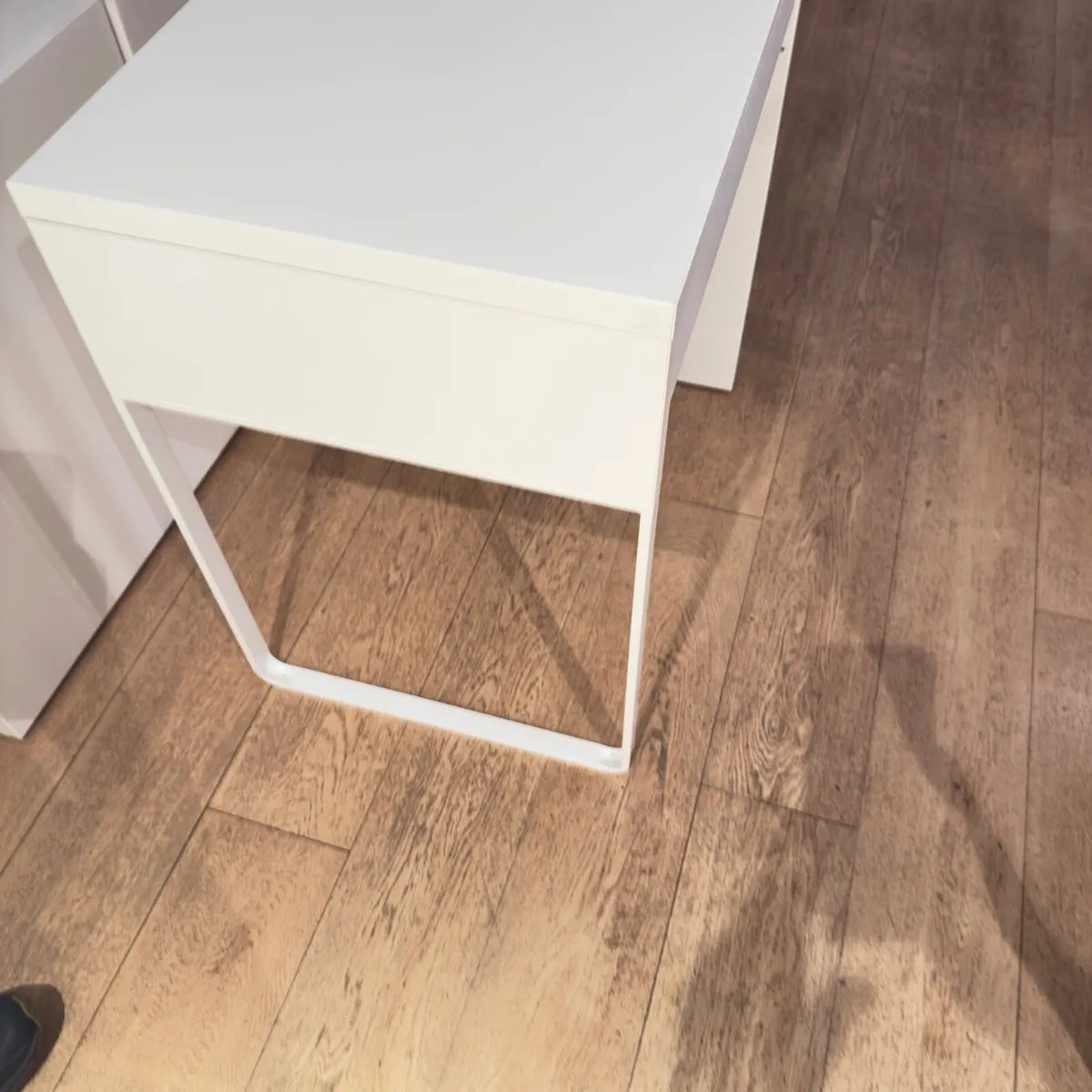 Table study - Image 1