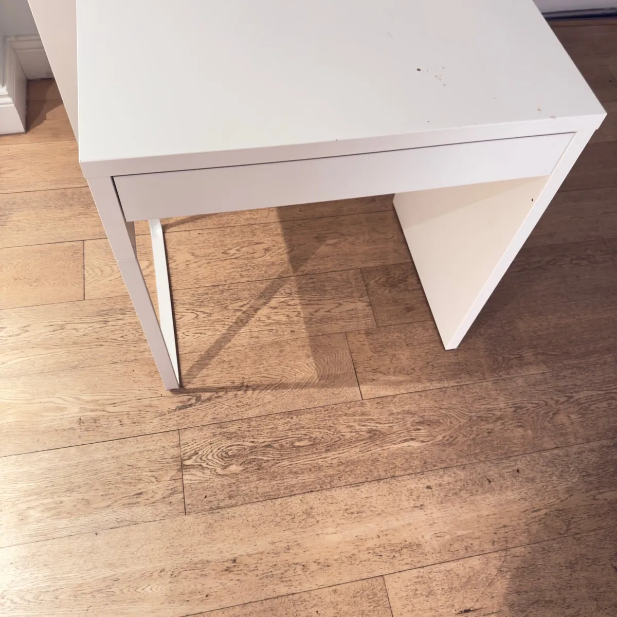 Table study - Image 2