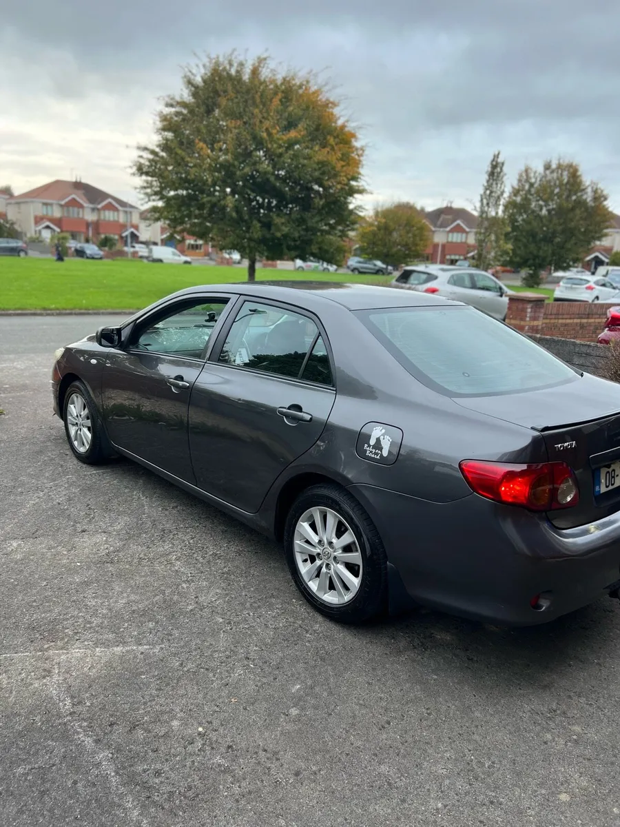 Toyota Corolla - Image 2