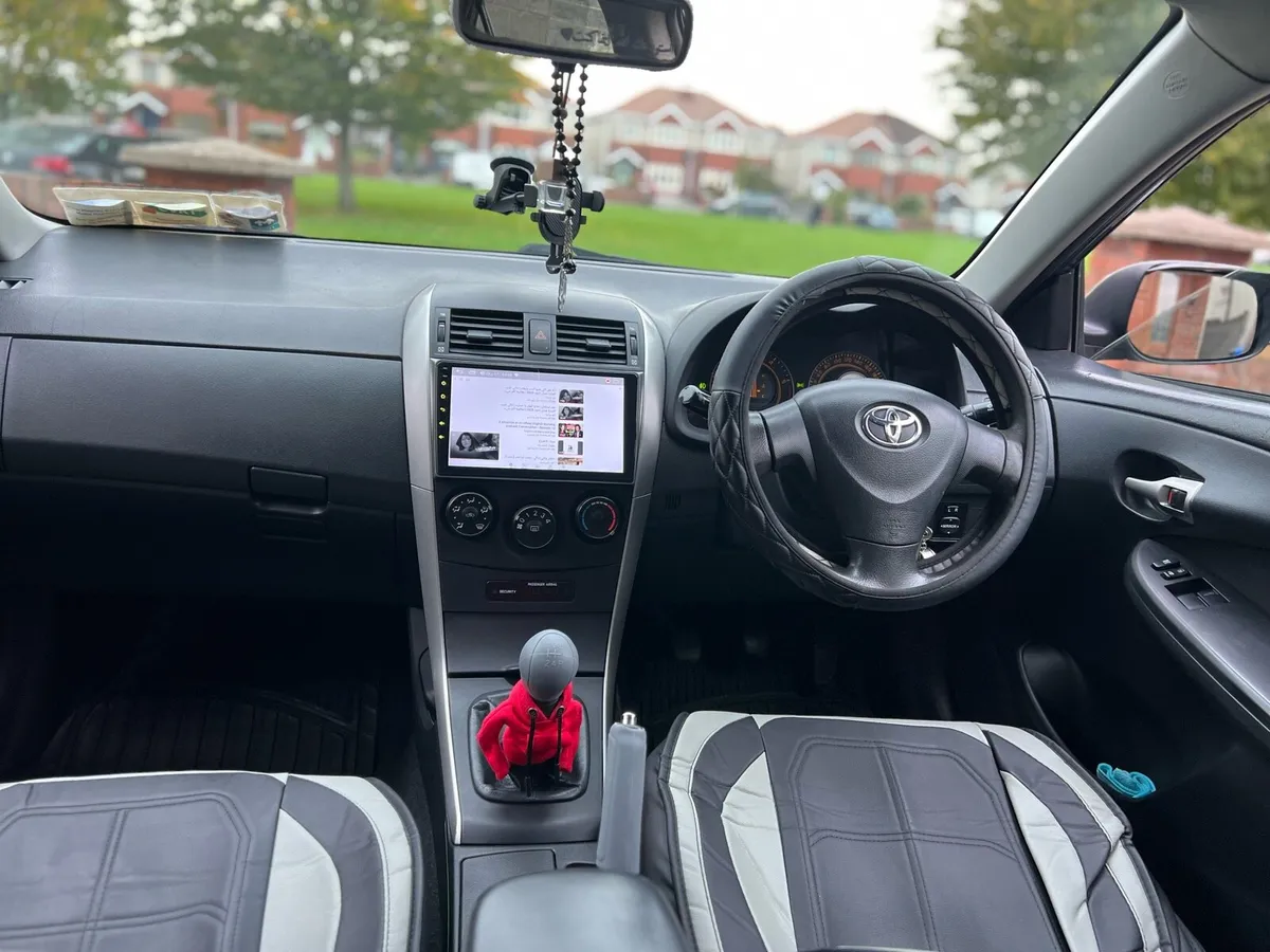 Toyota Corolla - Image 4