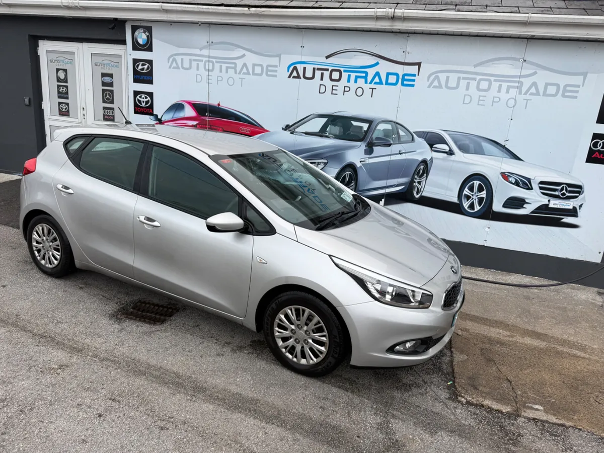 KIA CEED 2015 - Image 1
