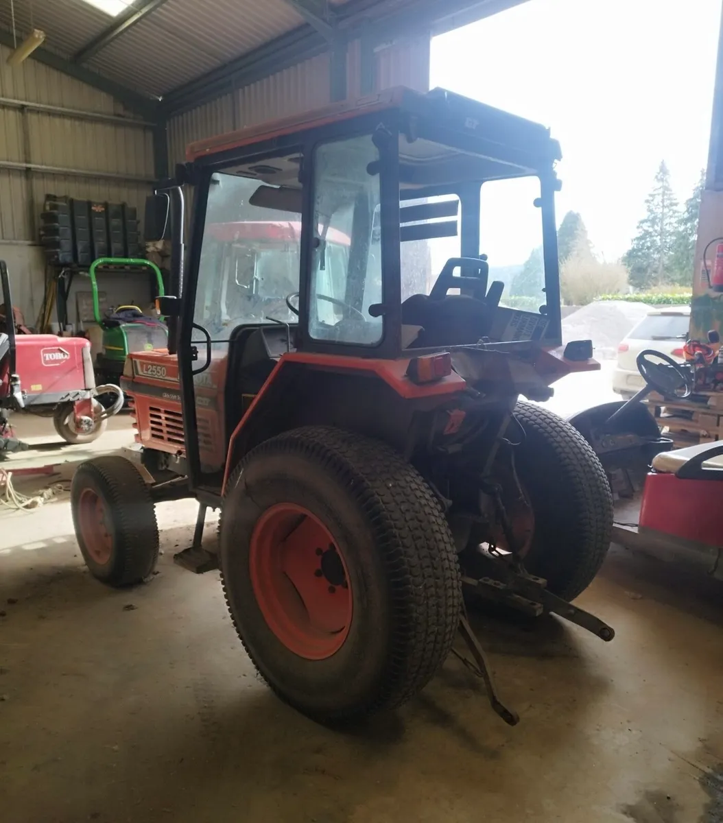 Kubota compact tractor - Image 3
