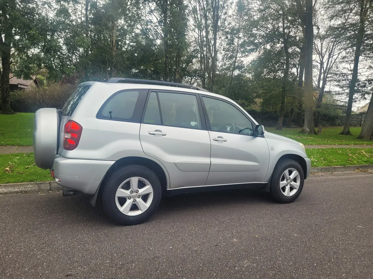 2004 TOYOTA RAV 4/4 NEW NCT VERY LOW MILEAGE. - Image 4