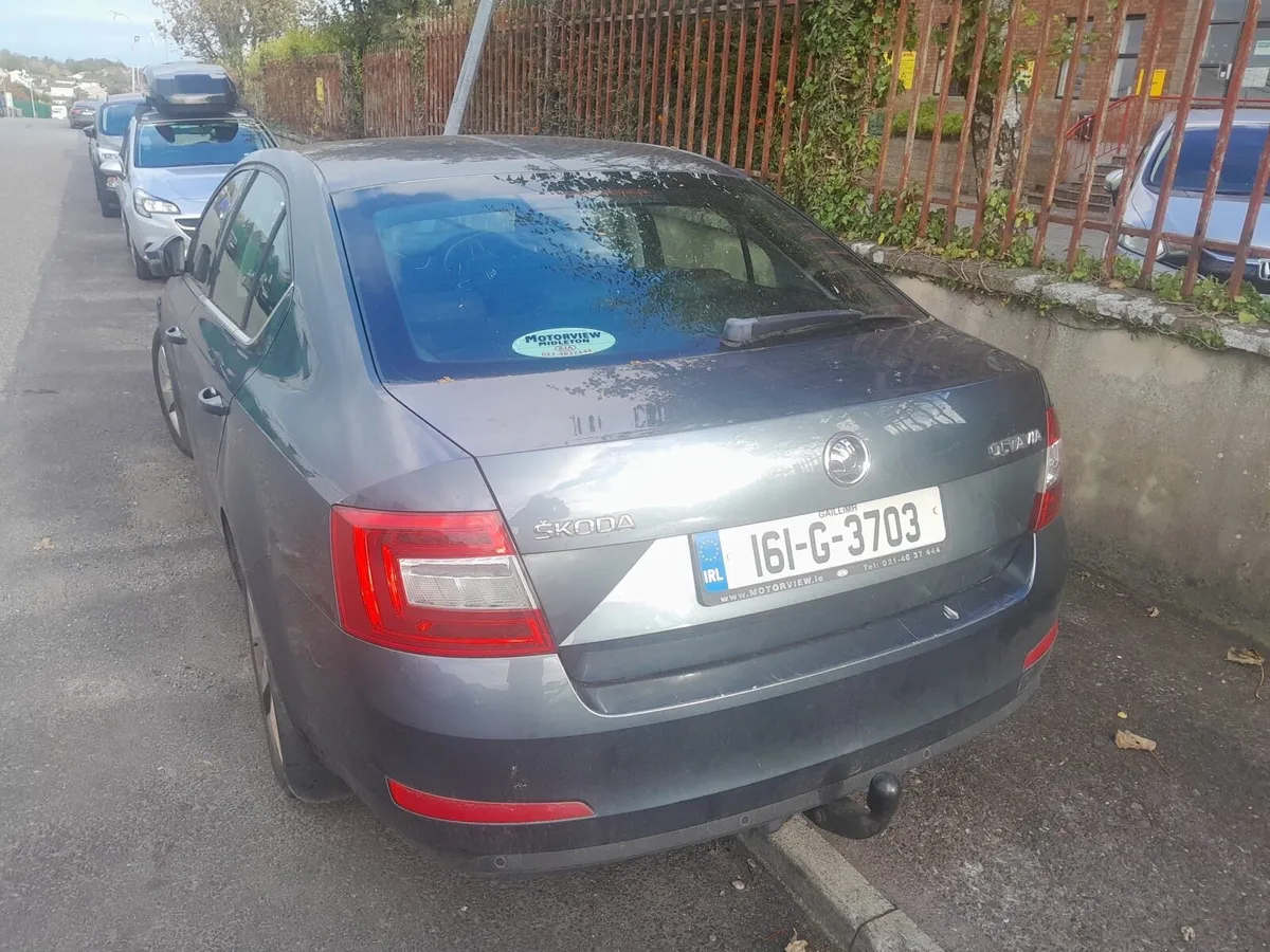 Skoda Octavia 2016 - Image 2