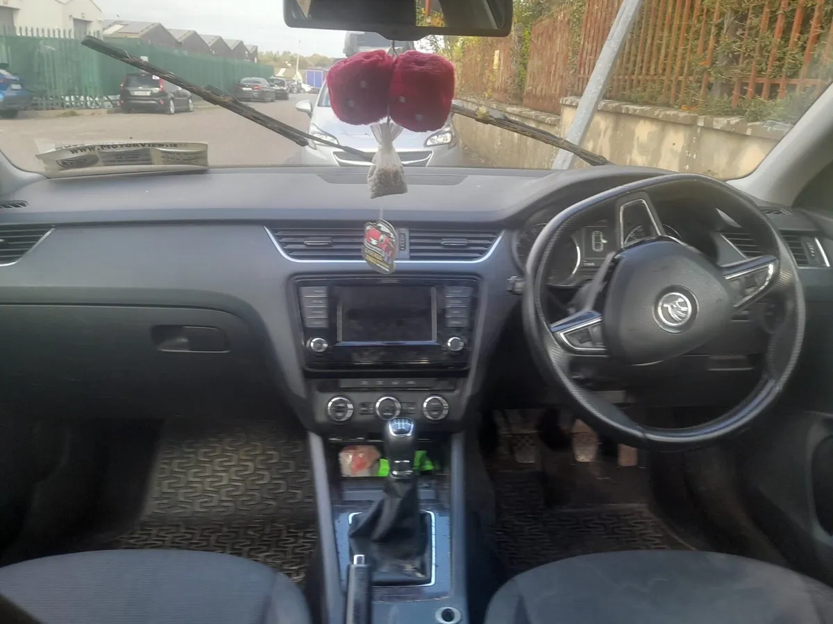 Skoda Octavia 2016 - Image 4