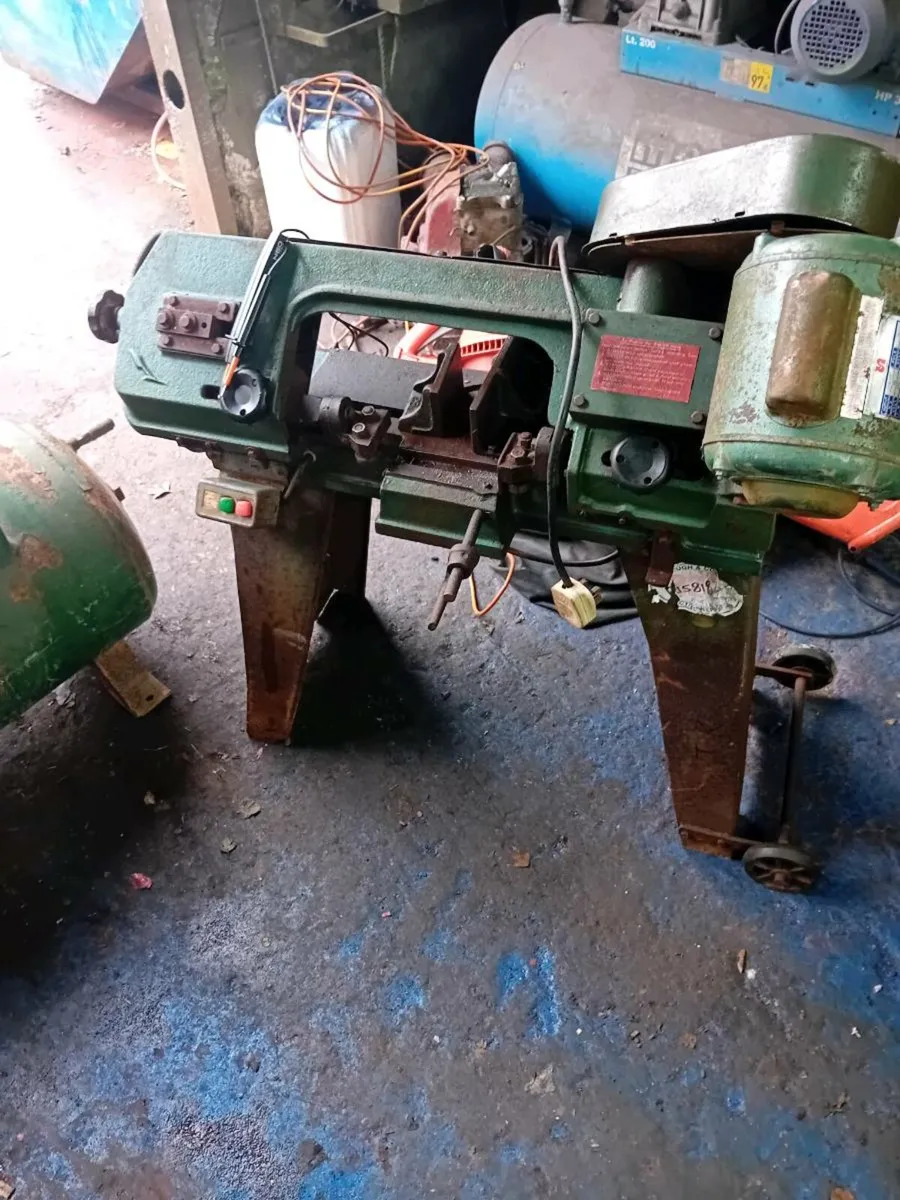 Small Band Saw - Image 1