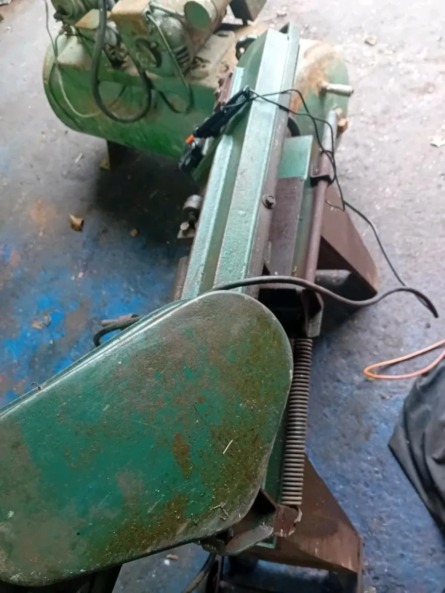 Small Band Saw - Image 3