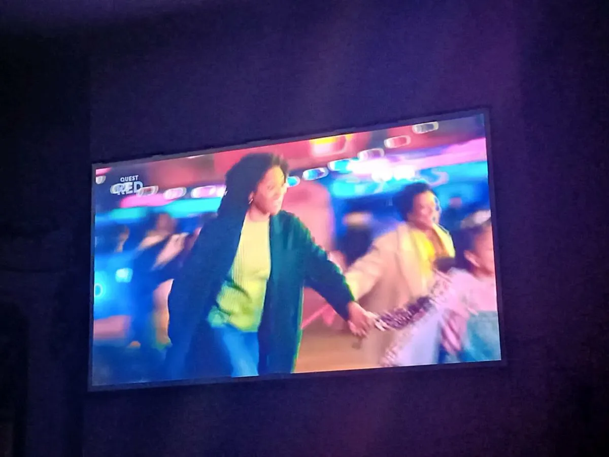 46inch Phillips Smart Tv - Image 2