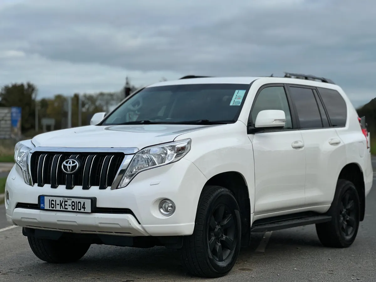 Toyota Land Cruiser 2016  AUTO 5 Seats - Image 4