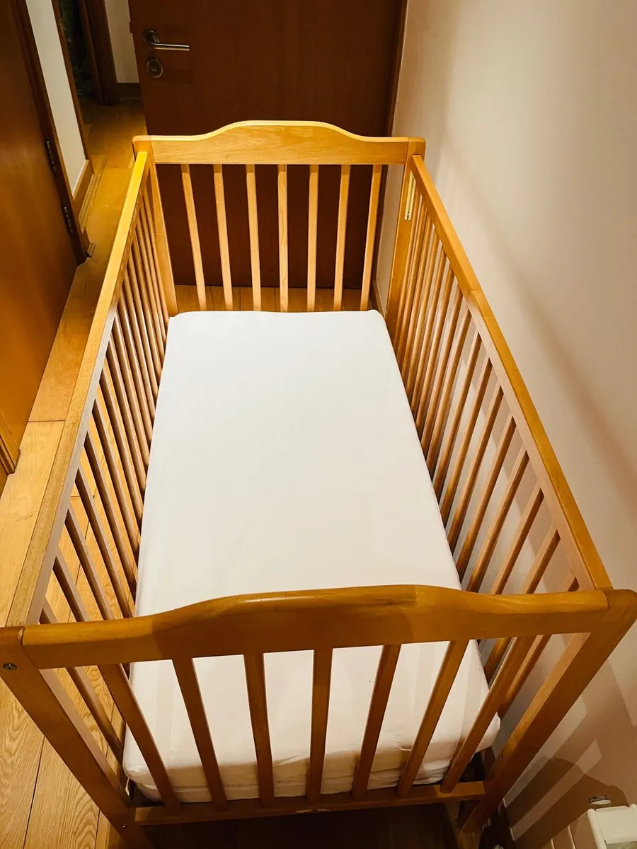 Baby Cot - Image 3