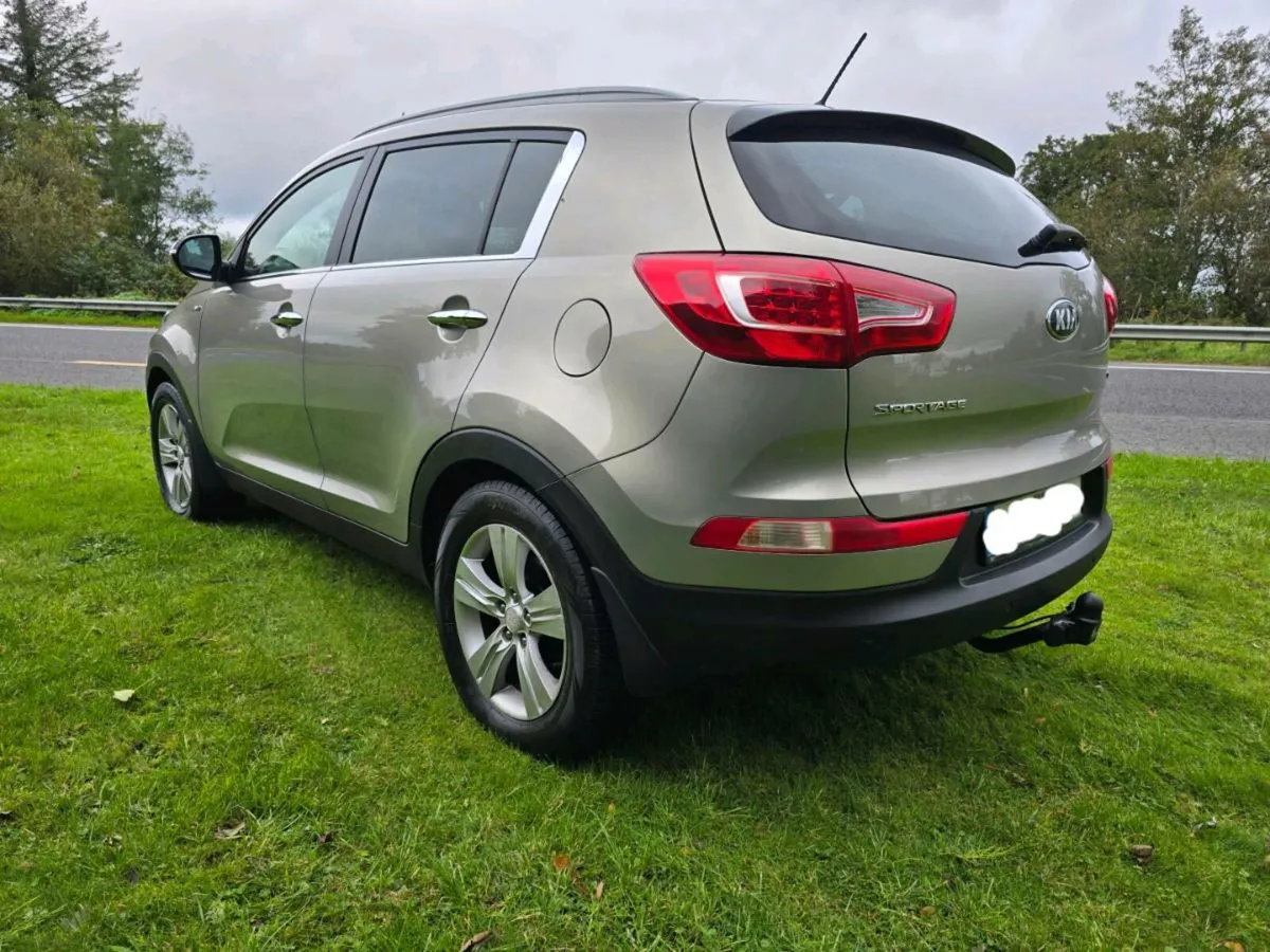 2013 KIA Sportage Automatic - Image 4