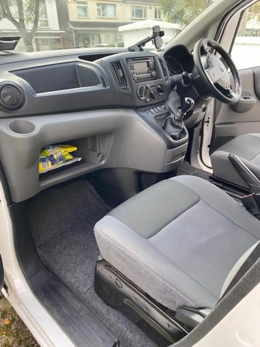 Nissan NV200 2014 - Image 2