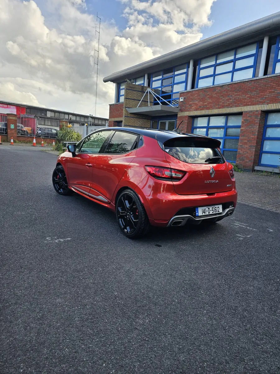 Renault Clio 2014 Automatic - Image 2