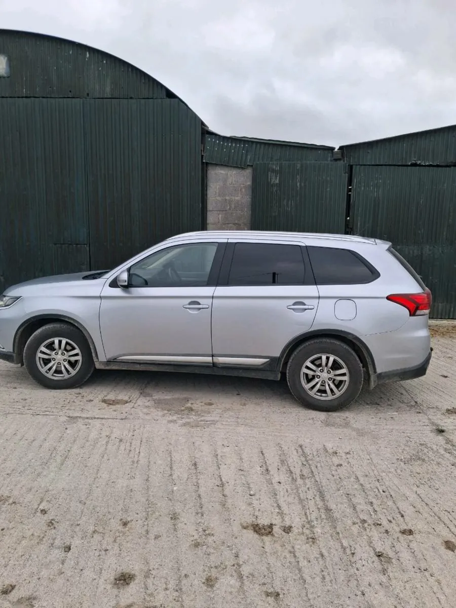 Mitsubishi outlander - Image 3