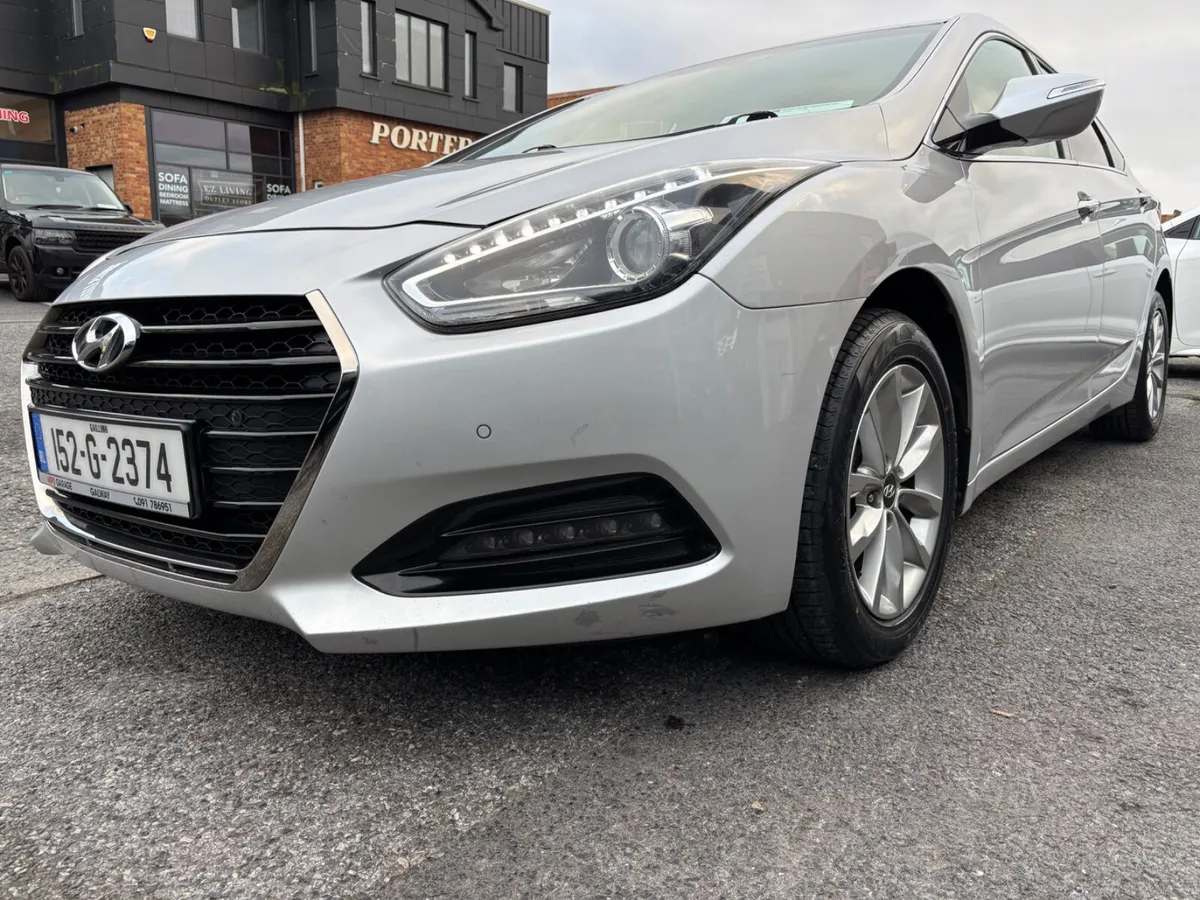 2015 Hyundai i40  1.7 Diesel COMFORT - Image 3