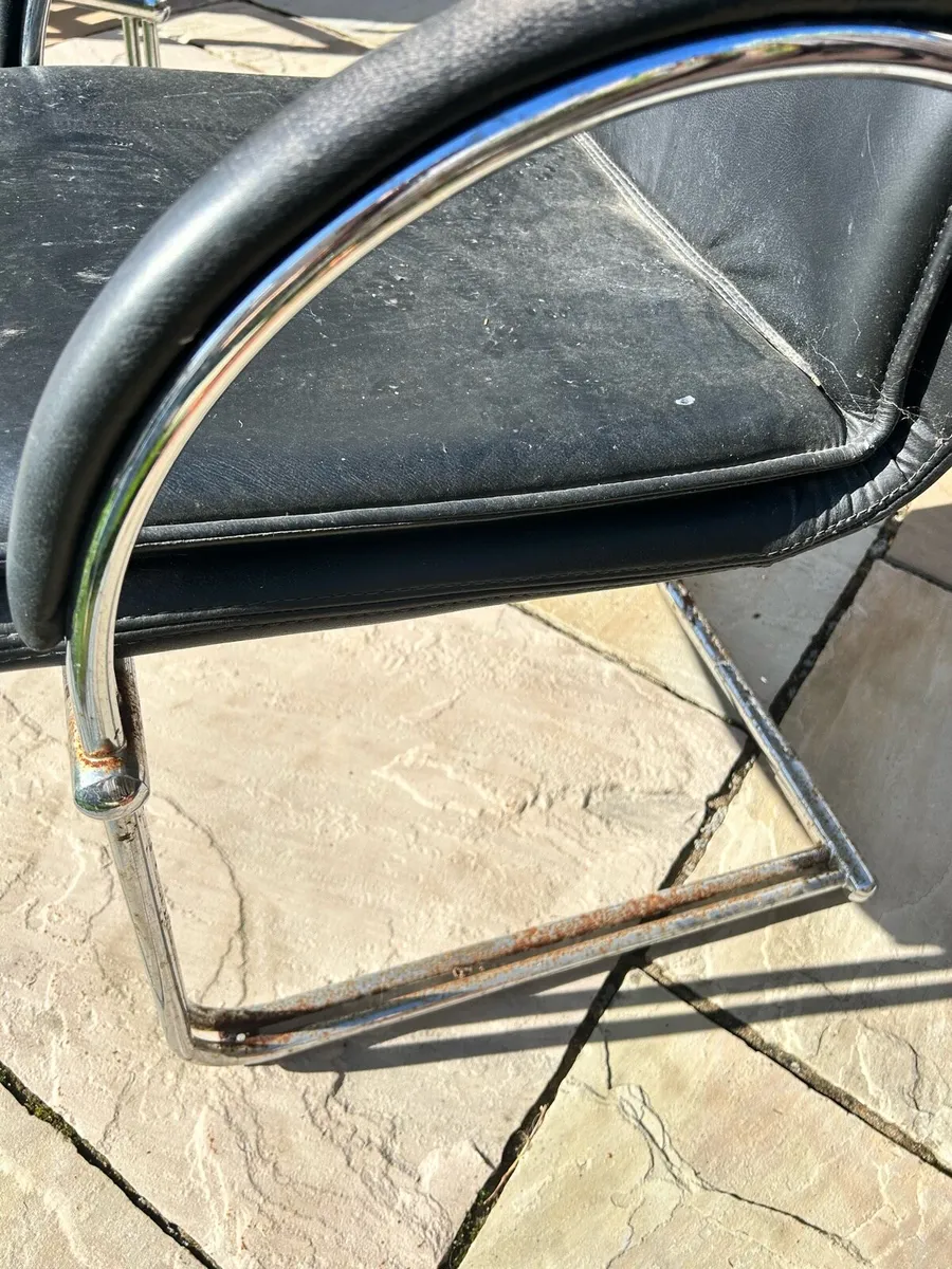 Leather chairs - Image 2