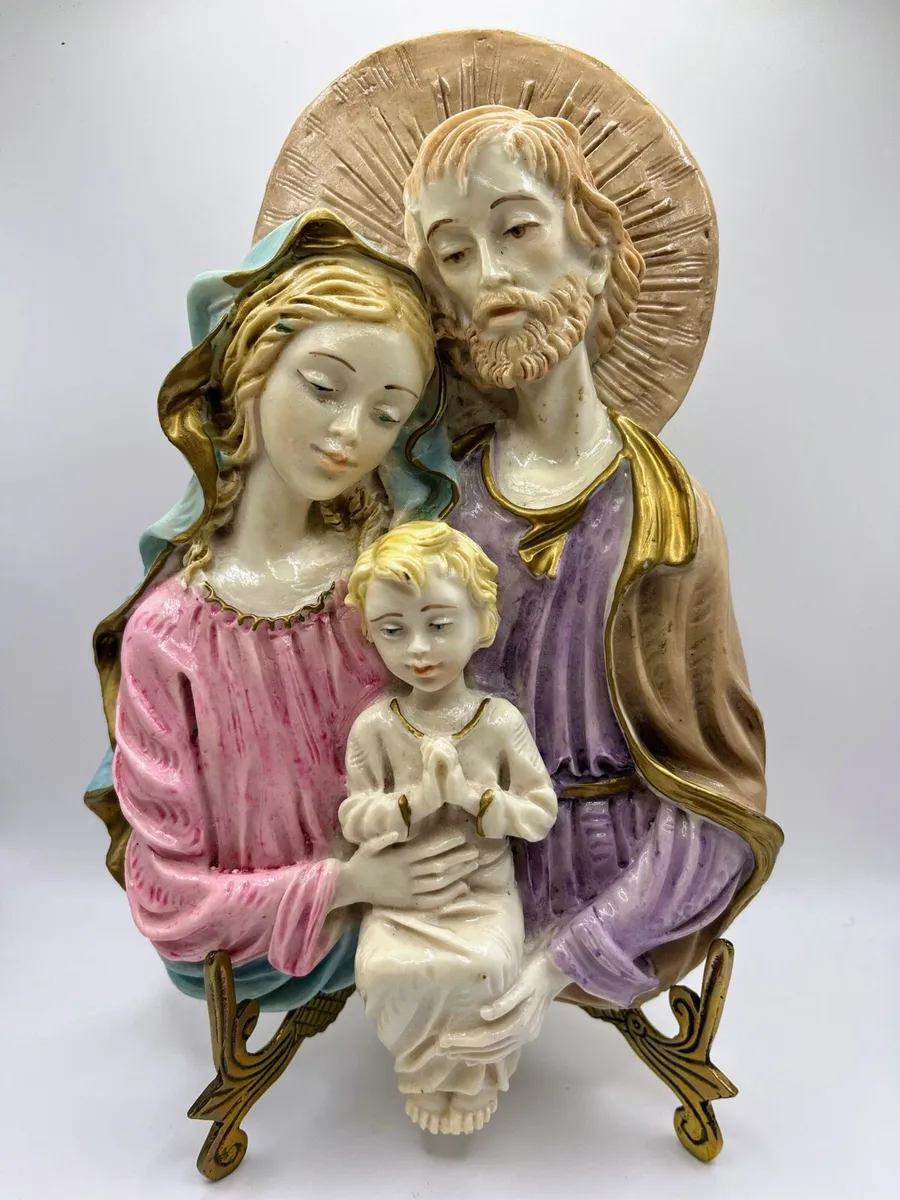 The Holy Family Vintage Wall Plaque - Image 1
