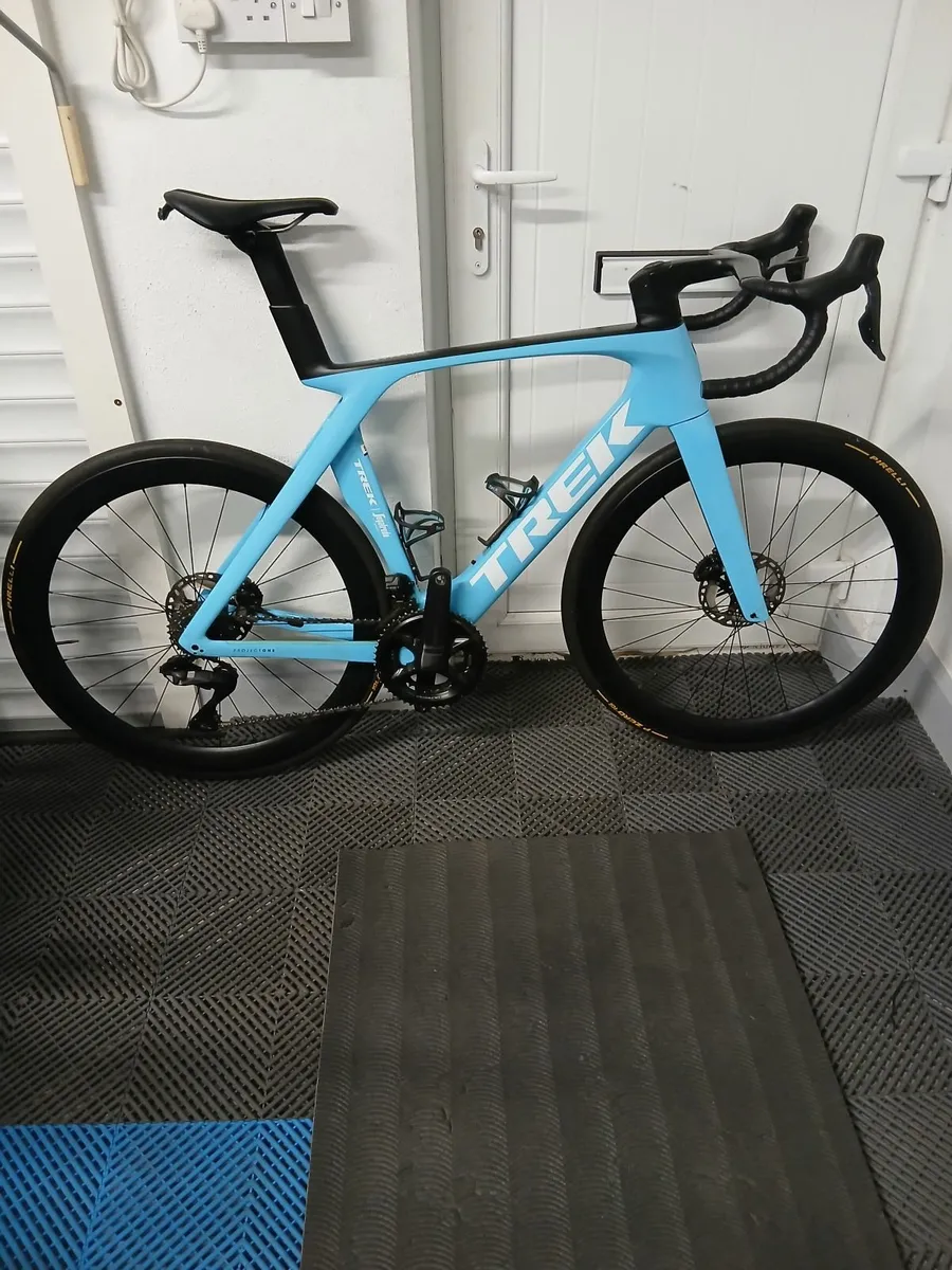 Trek Madone - Image 1