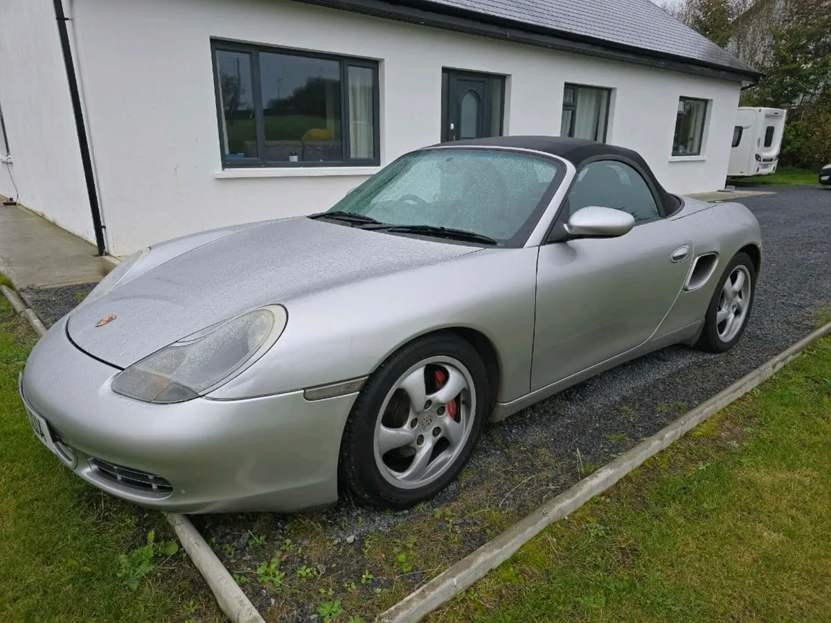 Car - Image 2