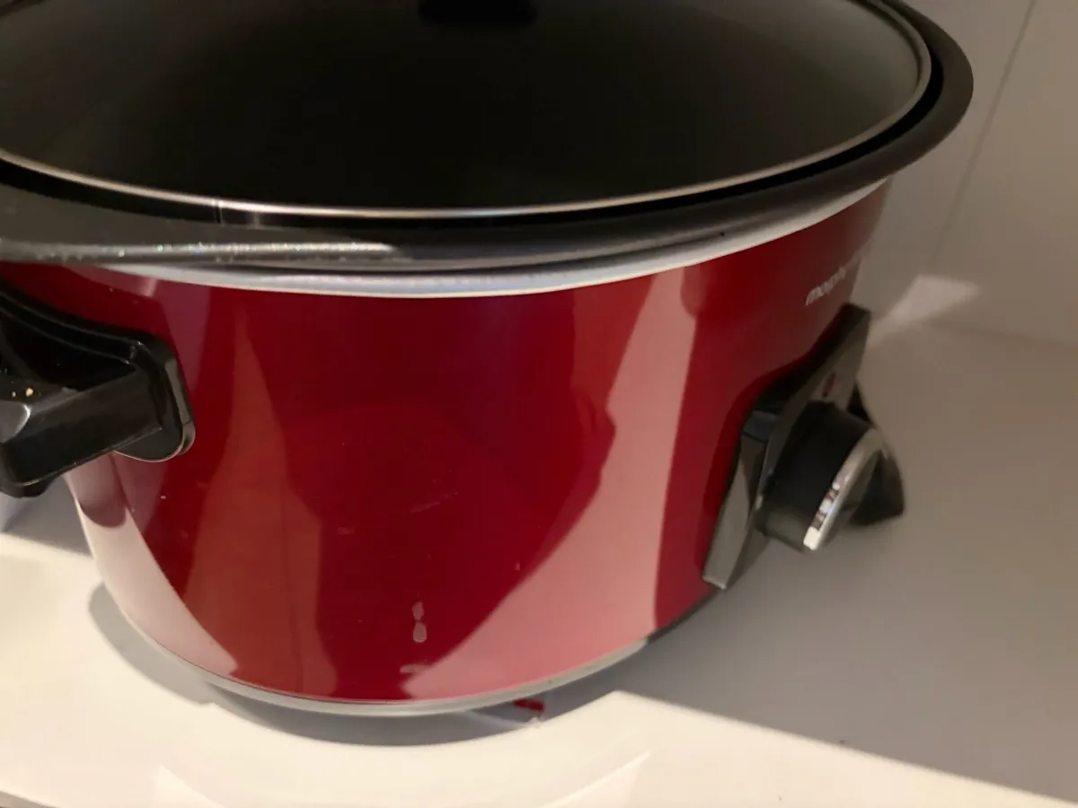 Kitchen eq Slow cooker,Coffee machine and kettle - Image 1