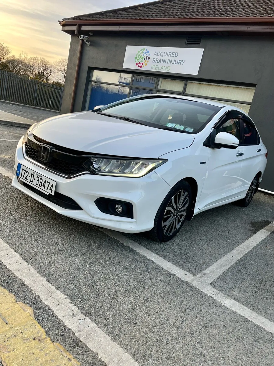 Honda Grace 2017 Hybrid – Immaculate Condition - Image 1