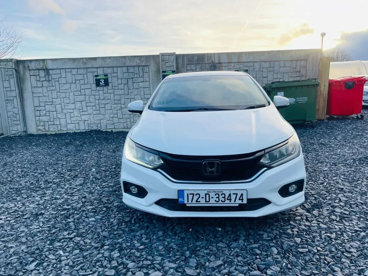 Honda Grace 2017 Hybrid – Immaculate Condition - Image 3